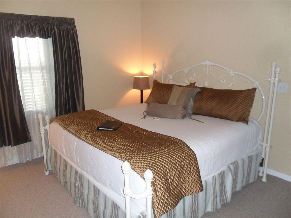 Carriage Way Inn Bed & Breakfast Adults Only - 21 Years Old And Up Saint Augustine Eksteriør billede