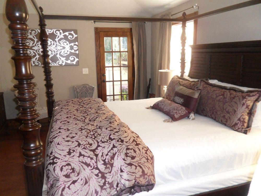 Carriage Way Inn Bed & Breakfast Adults Only - 21 Years Old And Up Saint Augustine Eksteriør billede