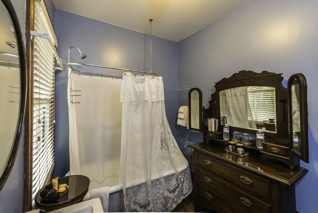 Carriage Way Inn Bed & Breakfast Adults Only - 21 Years Old And Up Saint Augustine Eksteriør billede