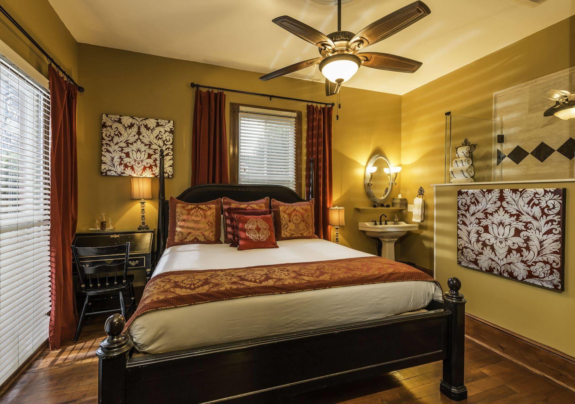 Carriage Way Inn Bed & Breakfast Adults Only - 21 Years Old And Up Saint Augustine Eksteriør billede