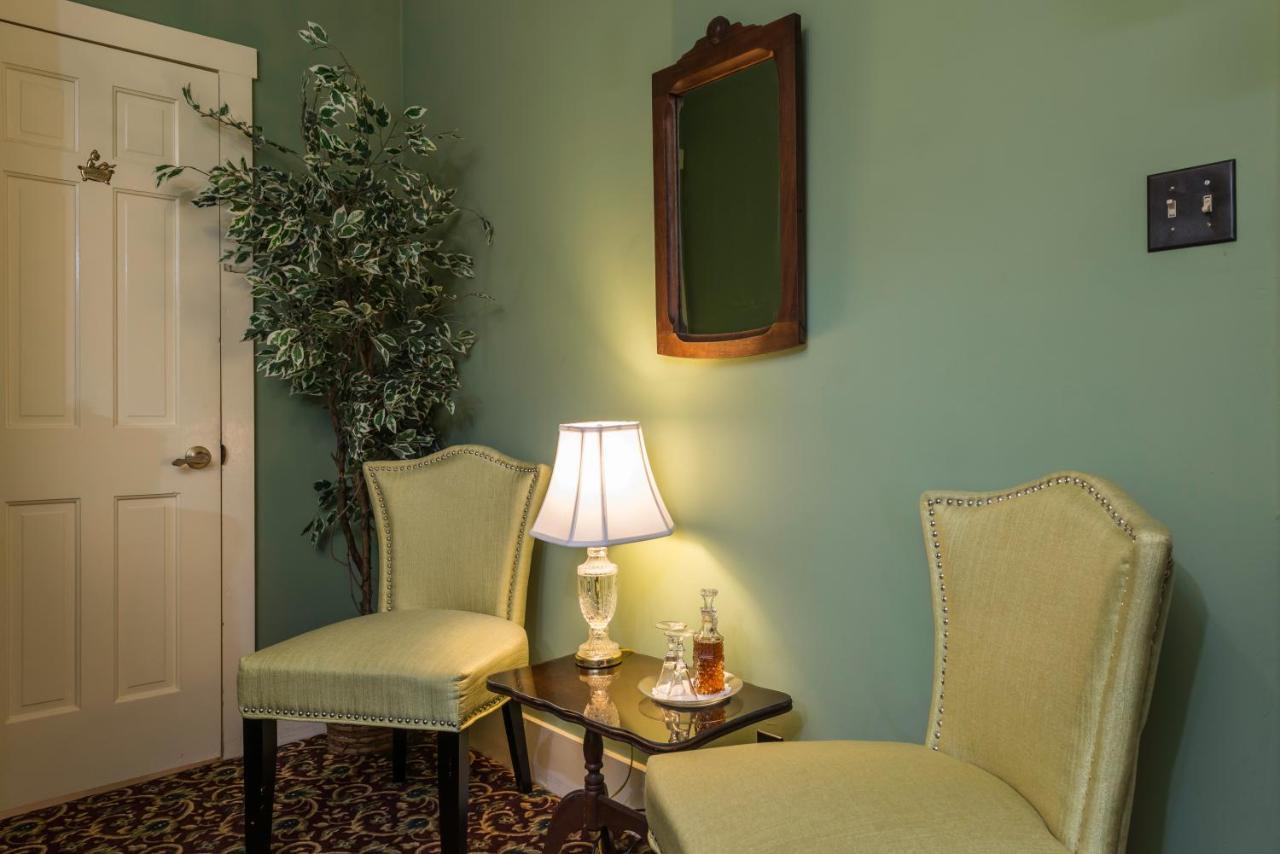 Carriage Way Inn Bed & Breakfast Adults Only - 21 Years Old And Up Saint Augustine Eksteriør billede